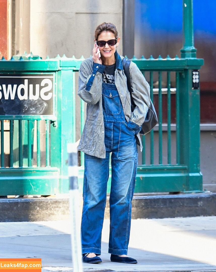 Katie Holmes / katieholmes / katieholmes212 / katieholmesfeetlove leaked photo photo #0066