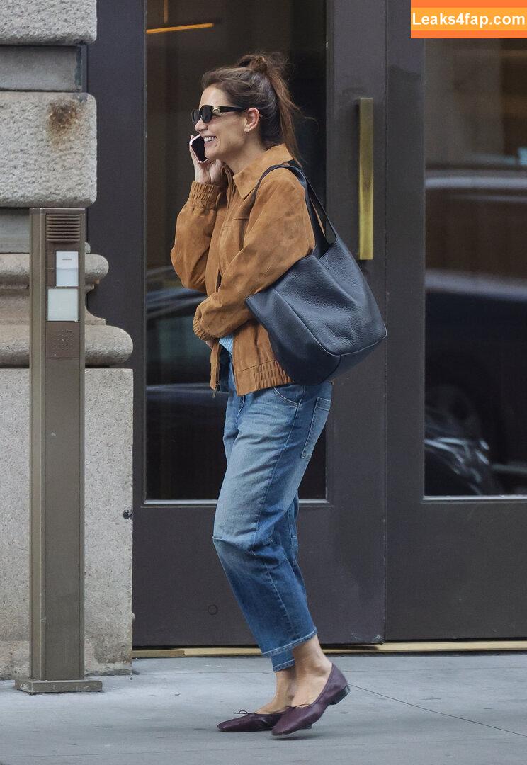 Katie Holmes / katieholmes / katieholmes212 / katieholmesfeetlove leaked photo photo #0086