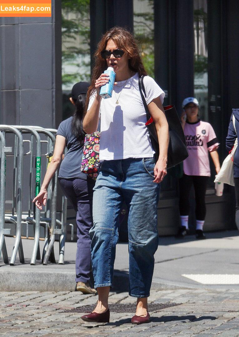 Katie Holmes / katieholmes / katieholmes212 / katieholmesfeetlove leaked photo photo #0091