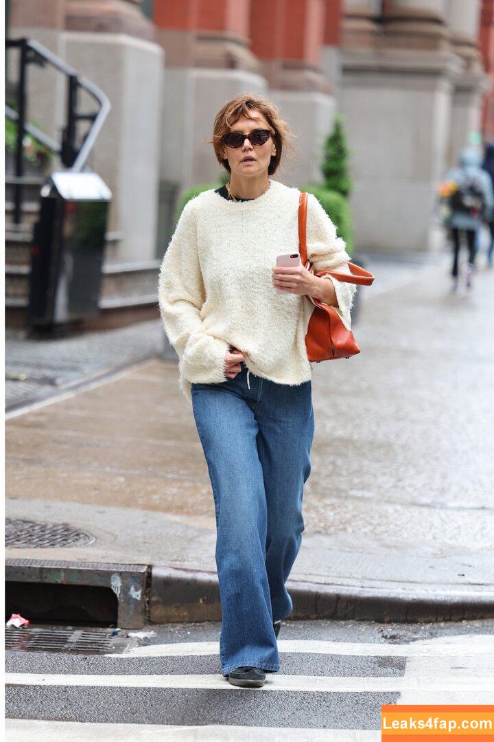 Katie Holmes / katieholmes / katieholmes212 / katieholmesfeetlove leaked photo photo #0107