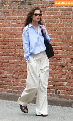 Katie Holmes photo #0045