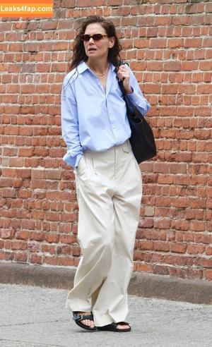 Katie Holmes photo #0049