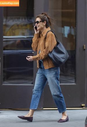Katie Holmes photo #0080
