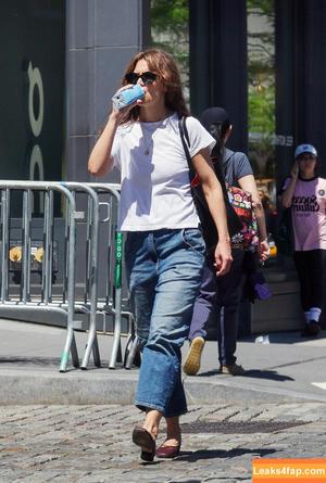 Katie Holmes photo #0093