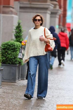 Katie Holmes photo #0102