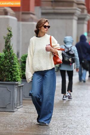 Katie Holmes photo #0106