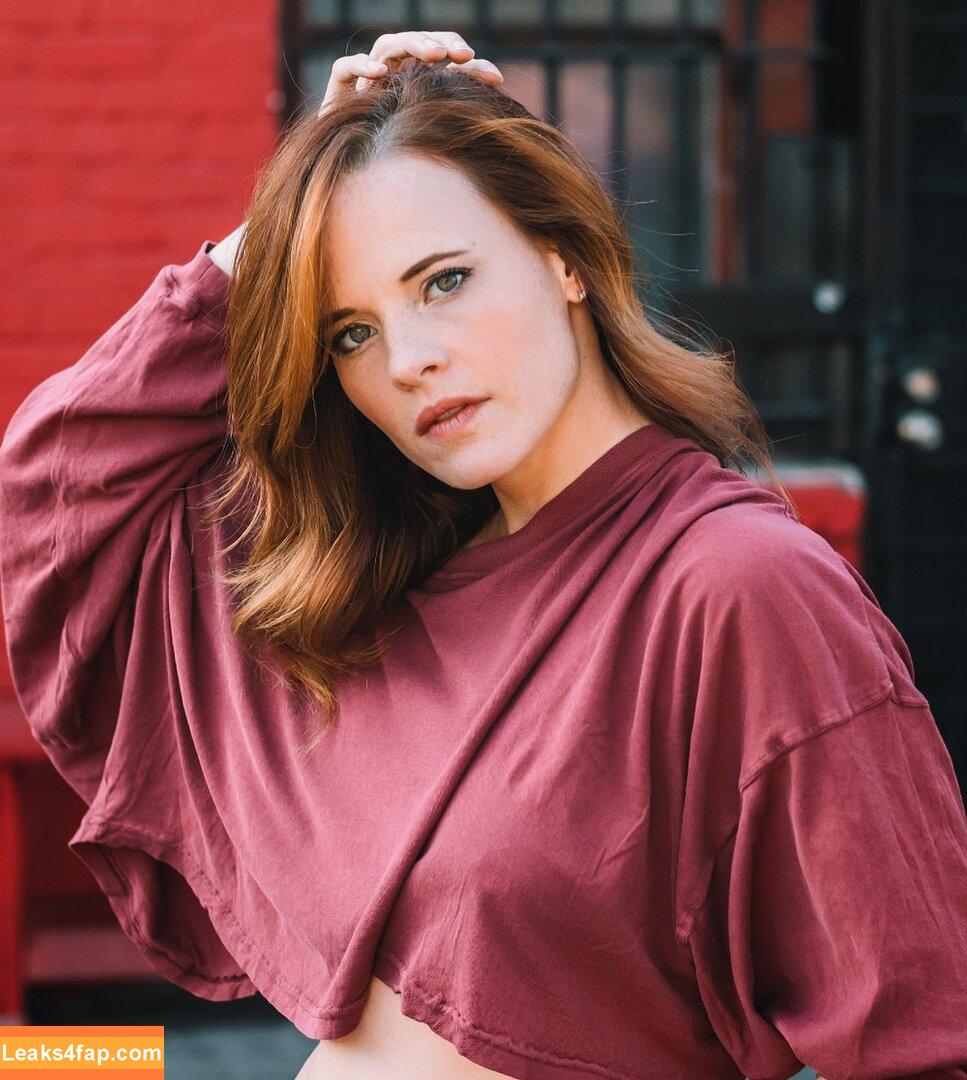 Katie Leclerc / https: / katieleclerc слитое фото фото #0011