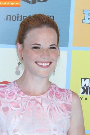 Katie Leclerc photo #0024