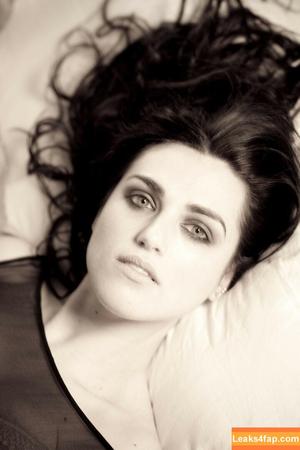 Katie McGrath фото #0057