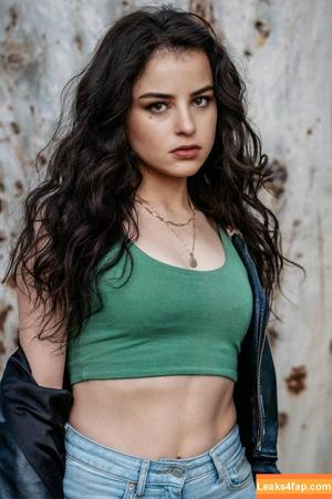 Katie Sarife photo #0003