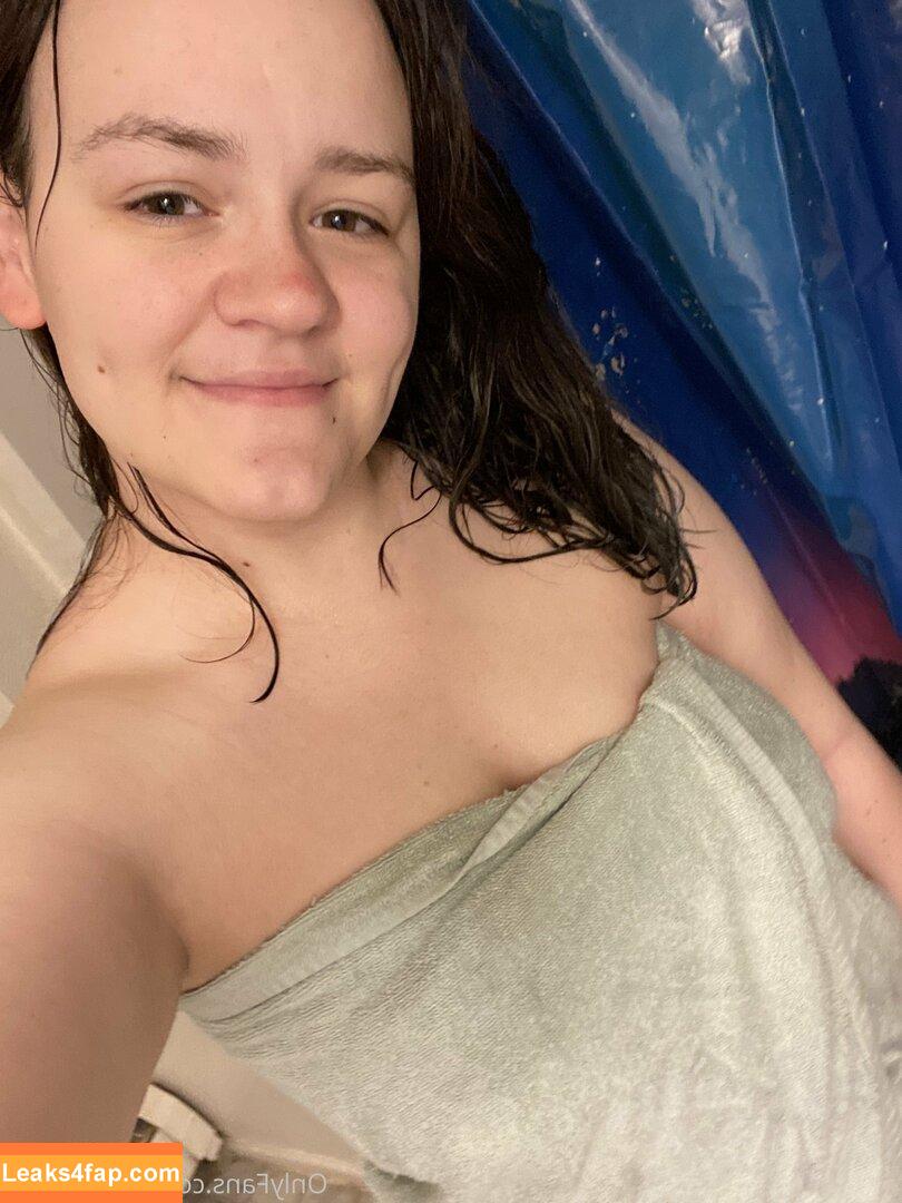 katiebuggz / katiebugs_ leaked photo photo #0390