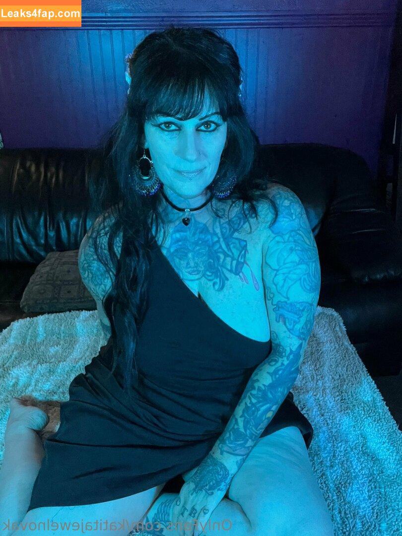 katitajewelnovak / isthatkatenovak leaked photo photo #0113