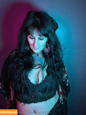 katitajewelnovak photo #0117