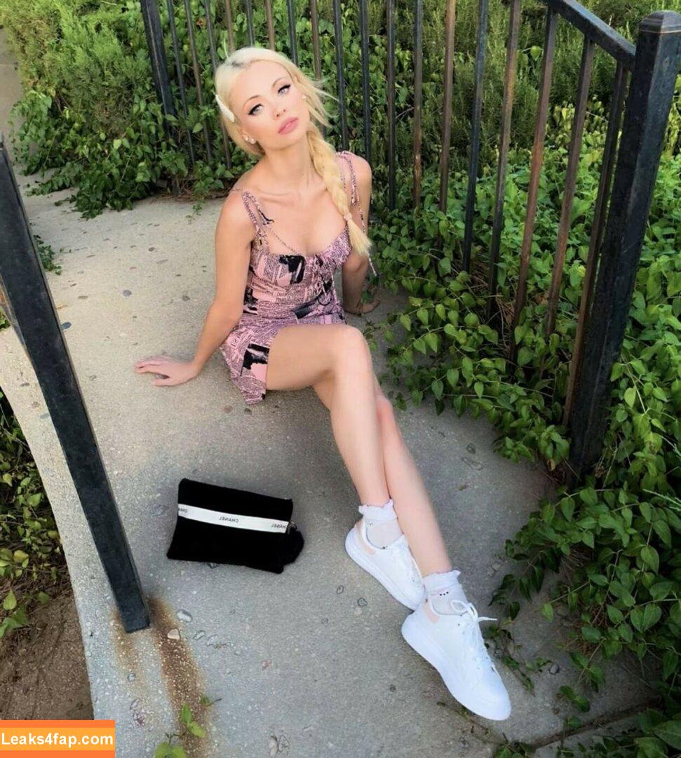 Katja Glieson / juicyprinceofpersia / katjaglieson leaked photo photo #0039