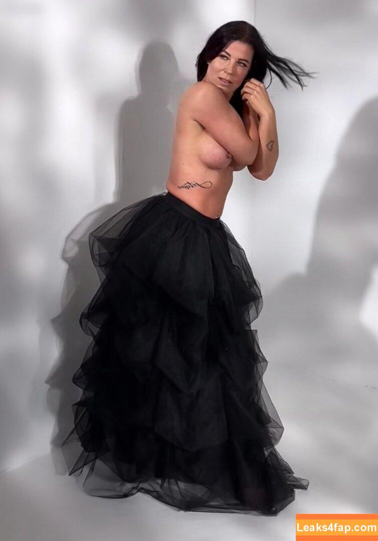 katrin_katline /  leaked photo photo #0075