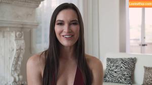 Katrina Colt photo #0156