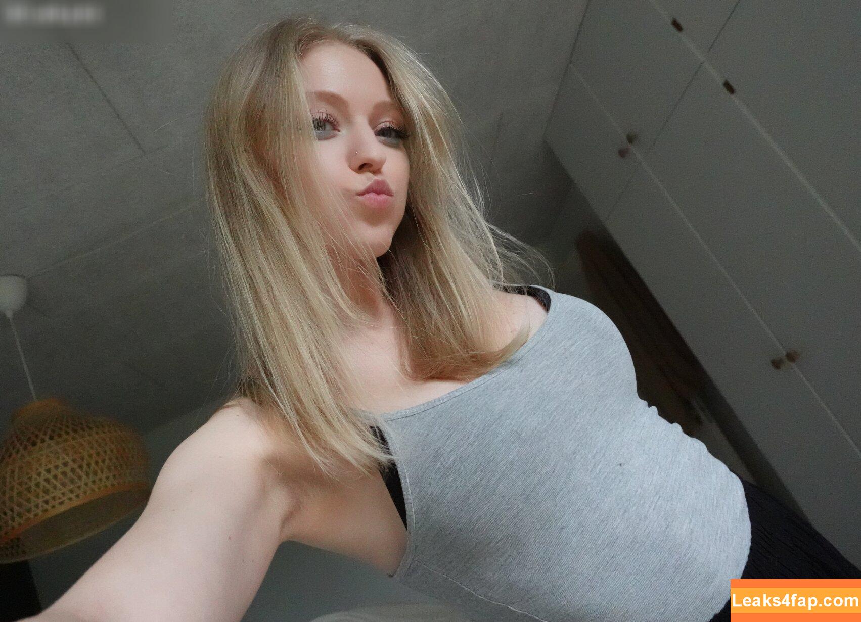 Katrine ASMR / itsyourkatrine leaked photo photo #0062