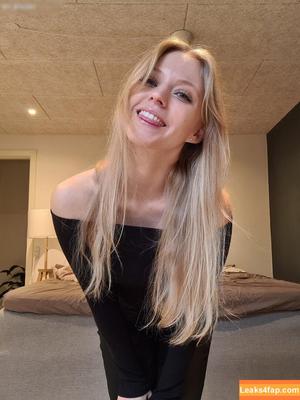 Katrine ASMR фото #0112