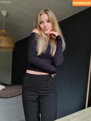 Katrine ASMR фото #0119