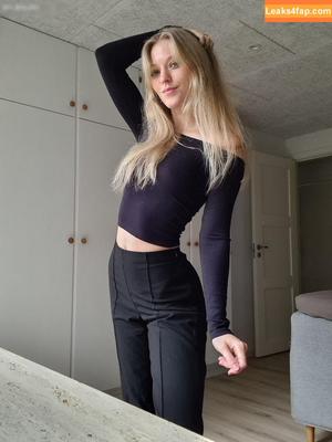 Katrine ASMR фото #0124