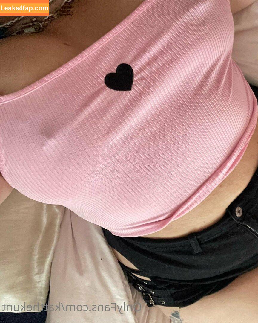 KatTheKunt / katthemilfykunt leaked photo photo #0006