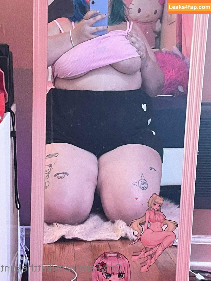 KatTheKunt / katthemilfykunt leaked photo photo #0021