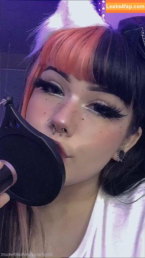 KatTheKunt / katthemilfykunt leaked photo photo #0193
