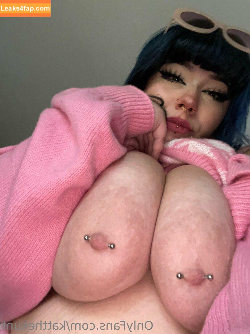 KatTheKunt / katthemilfykunt leaked photo photo #0214