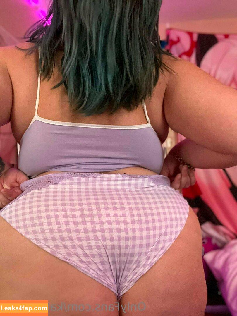 KatTheKunt / katthemilfykunt leaked photo photo #0325