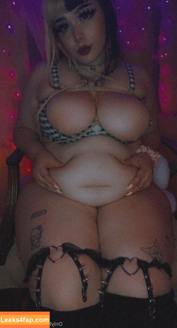 KatTheKunt / katthemilfykunt leaked photo photo #0377
