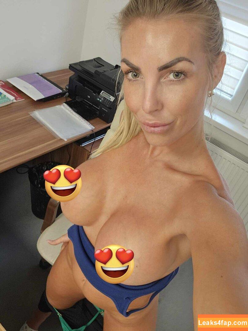 katulienka85 /  leaked photo photo #0066