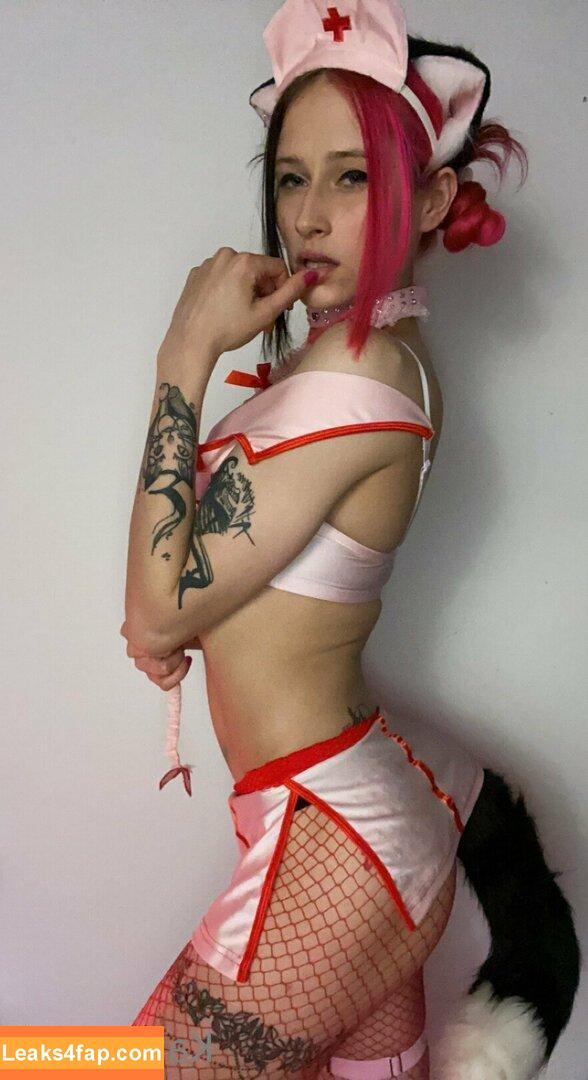 KatWoods / Katsstoned leaked photo photo #0370