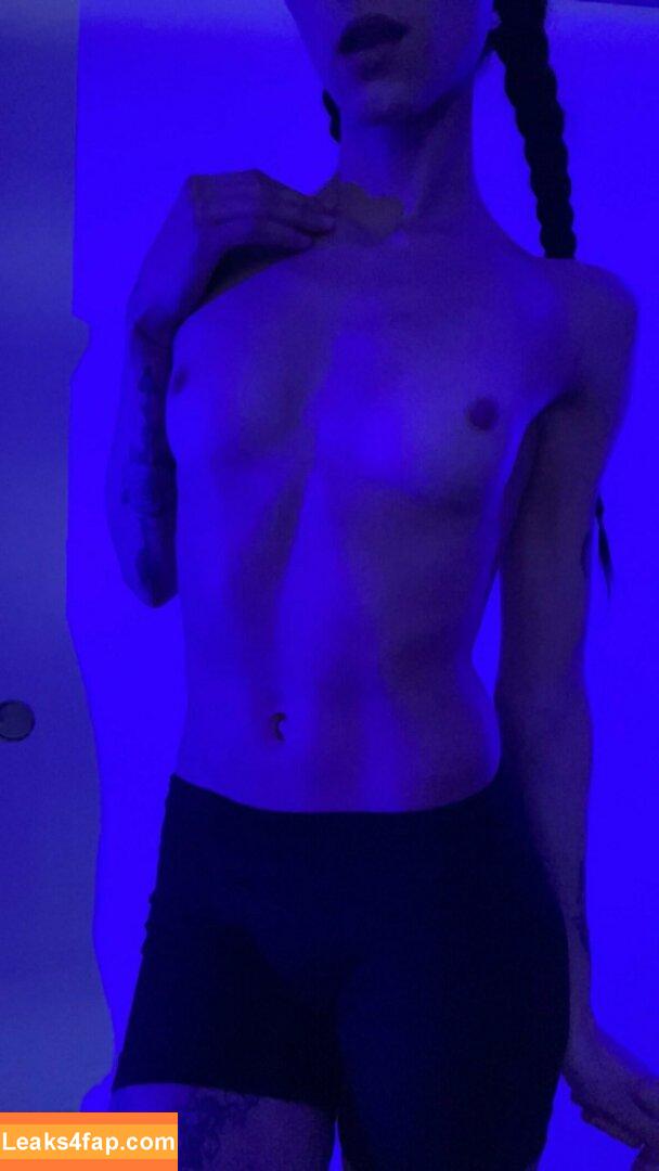 KatWoods / Katsstoned leaked photo photo #0568