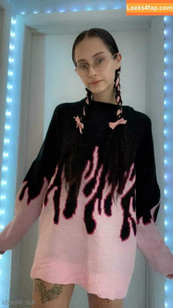 KatWoods / Katsstoned leaked photo photo #0580