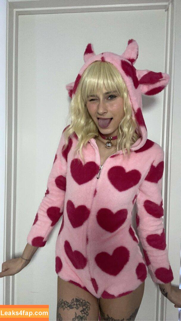 KatWoods / Katsstoned leaked photo photo #0826