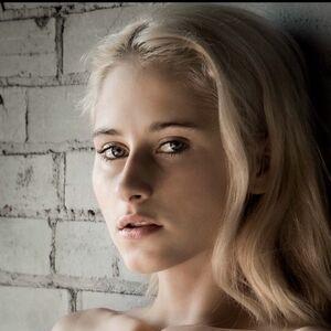 KatWoods photo #0026