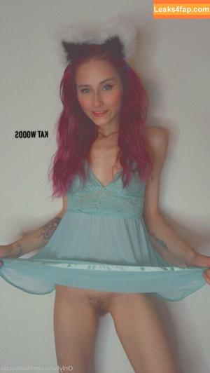 KatWoods photo #0060