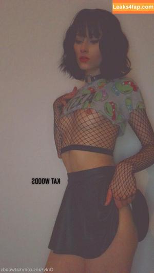 KatWoods photo #0090