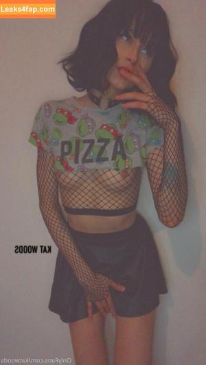 KatWoods photo #0099