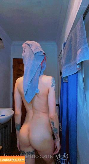 KatWoods photo #0229