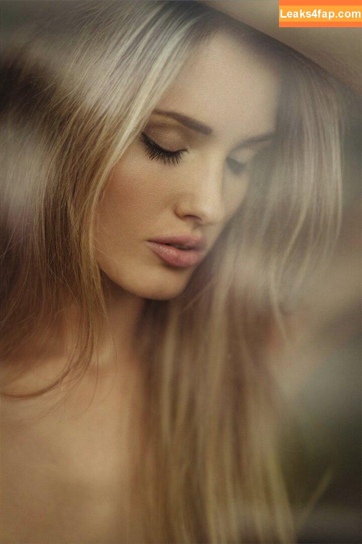 Katy Hollick / katyhollick слитое фото фото #0026