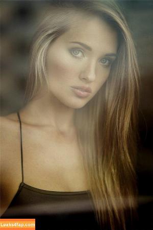 Katy Hollick photo #0023