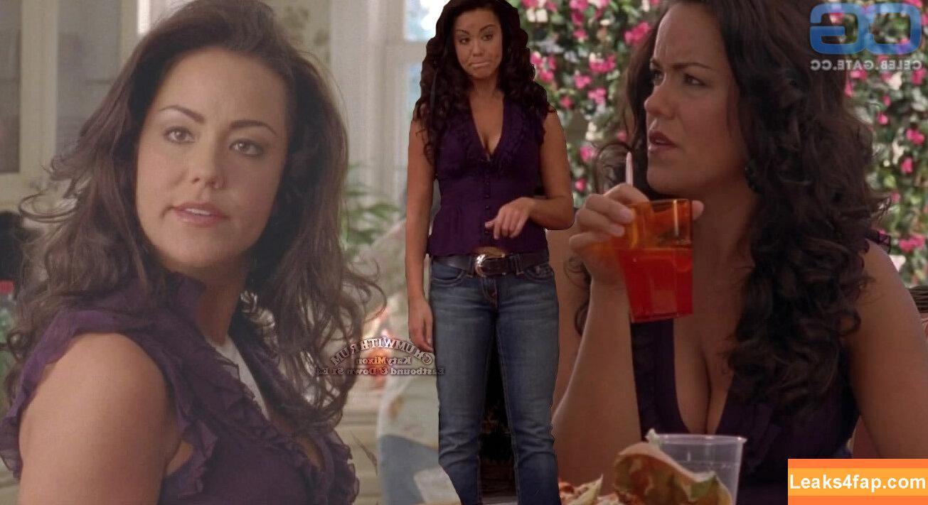 Katy Mixon /  leaked photo photo #0011