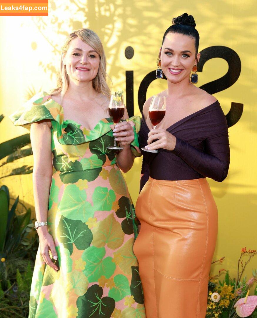 Katy Perry / katyperry слитое фото фото #0172