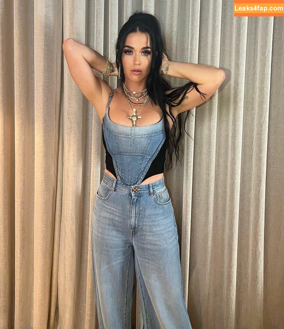 Katy Perry / katyperry слитое фото фото #0221