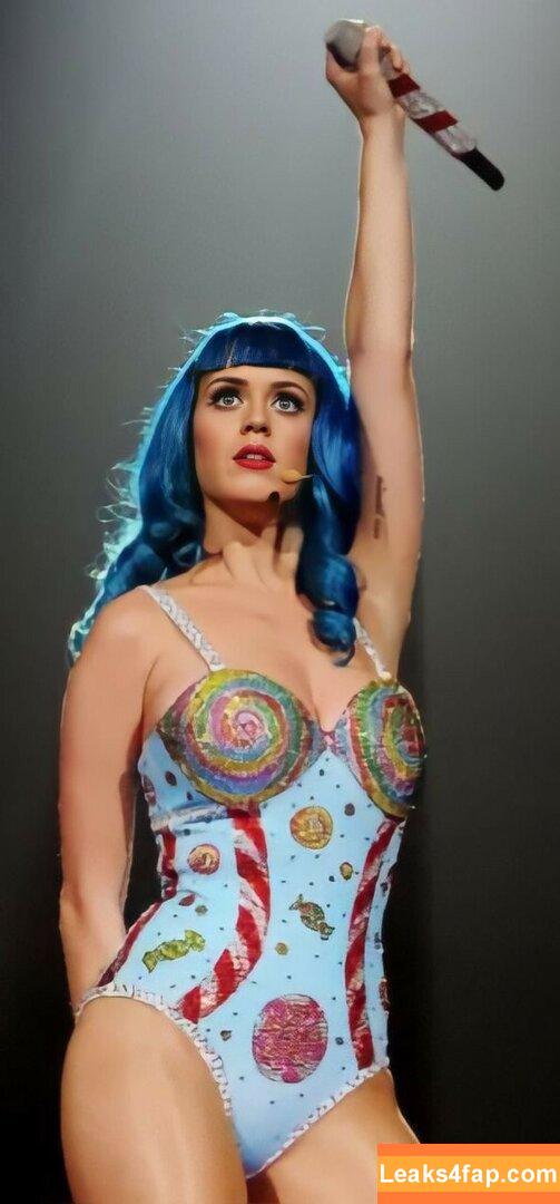 Katy Perry / katyperry слитое фото фото #0363