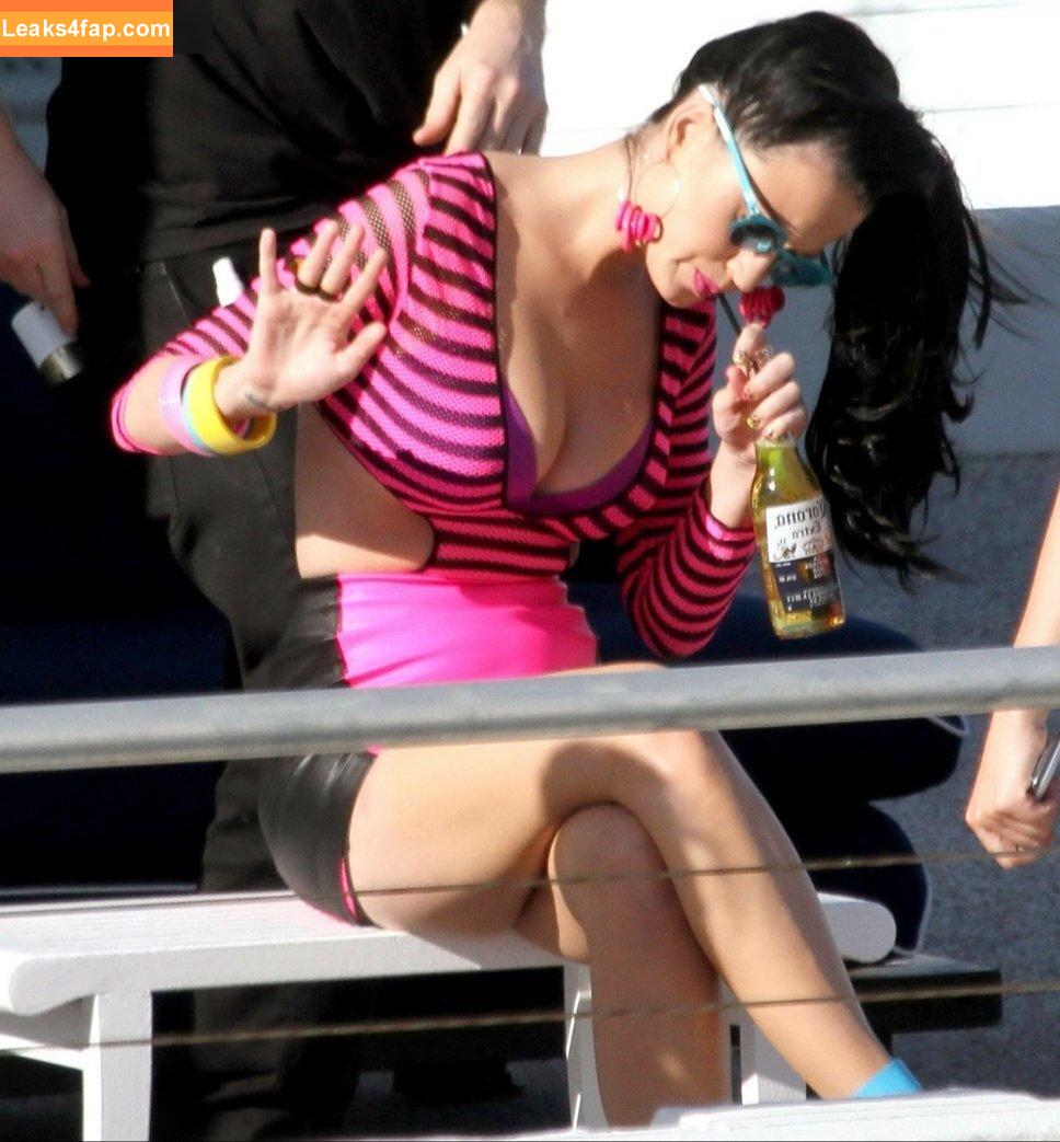 Katy Perry / katyperry leaked photo photo #1992