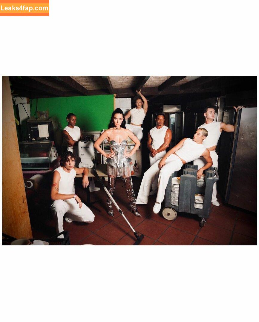 Katy Perry / katyperry слитое фото фото #2044