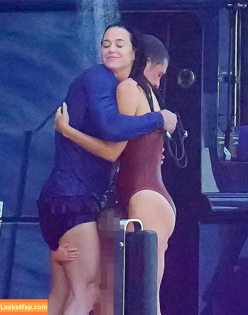 Katy Perry / katyperry слитое фото фото #2286