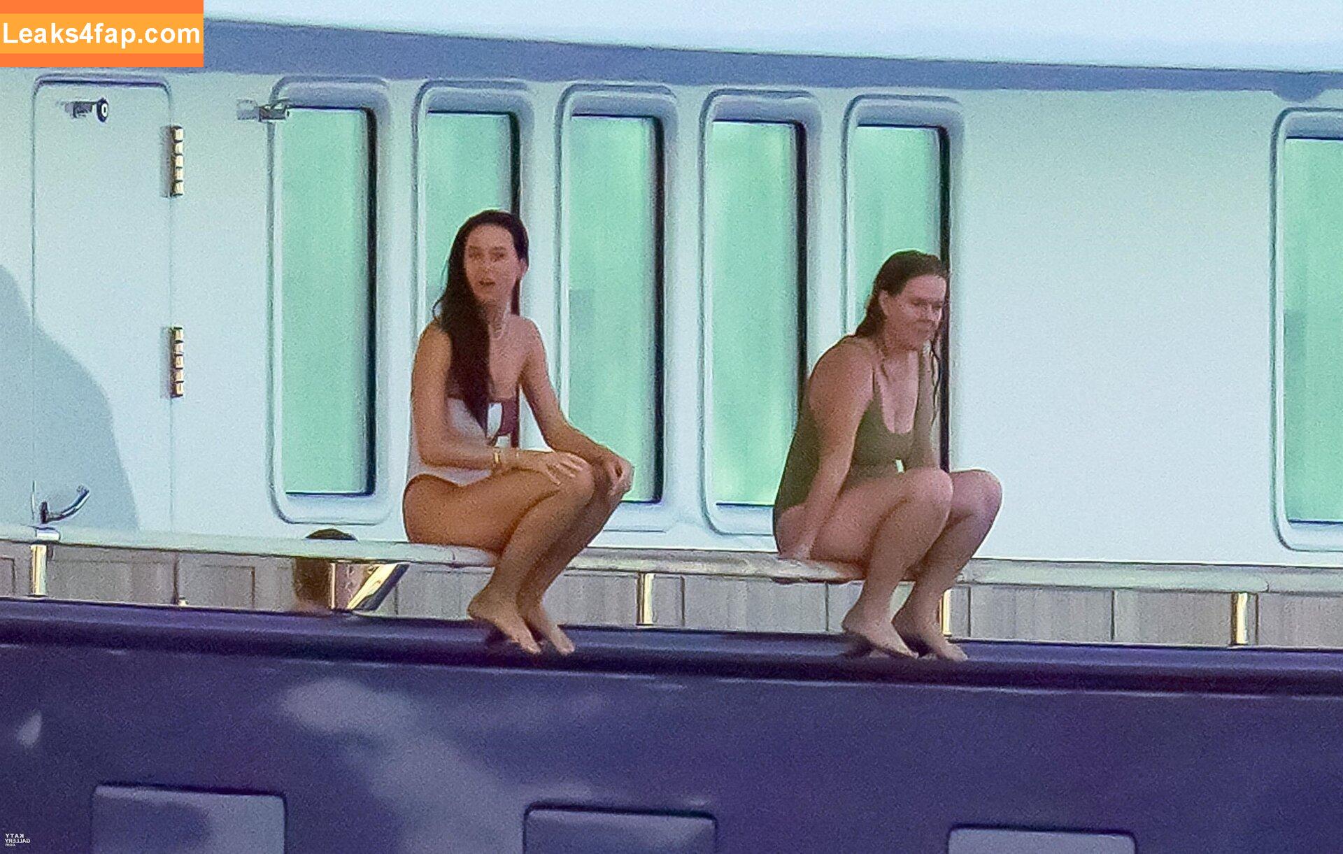 Katy Perry / katyperry слитое фото фото #2294